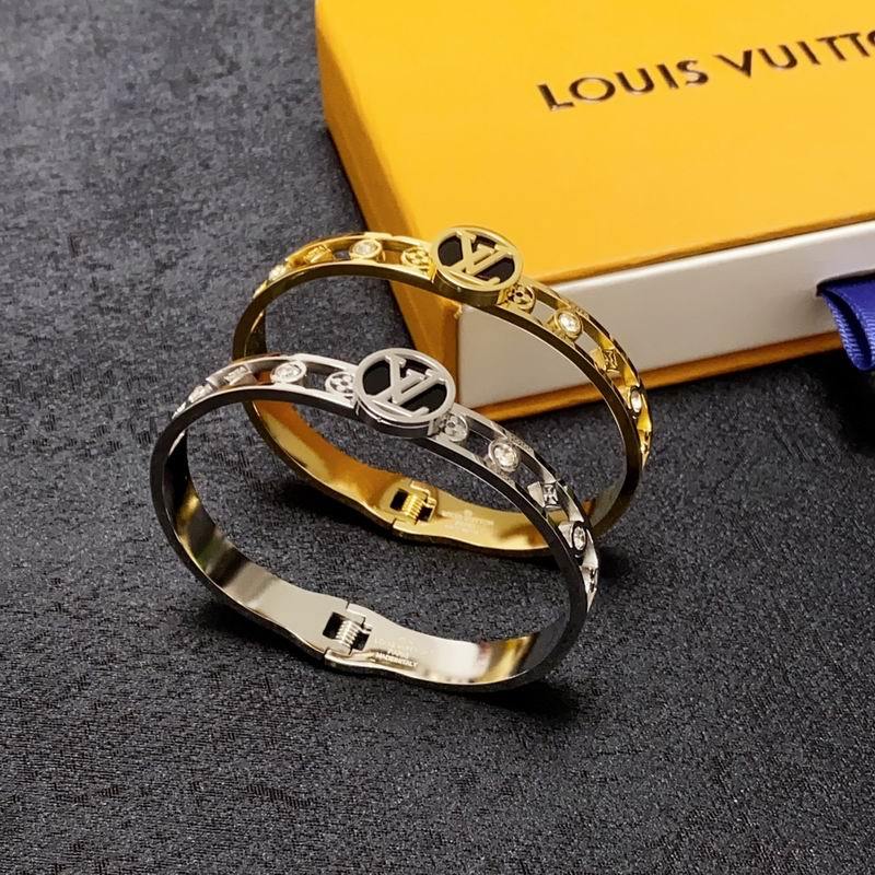 LV Bracelets 249